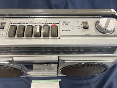 Vintage Sanyo M9935K Boombox FM/SW1/SW2/MW Radio Cassette Player