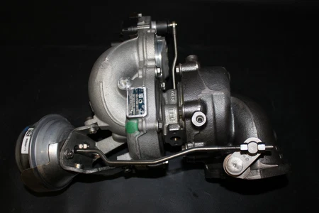 Turbolader 53039700247