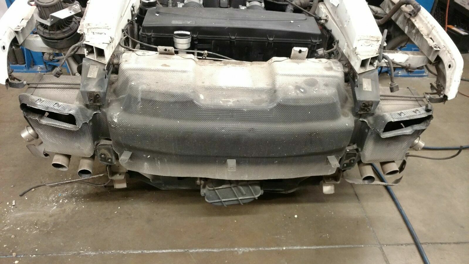 LAMBORGHINI GALLARDO LP560 LP570 MUFFLER EXHAUST WITH HEAT SHIELD OEM 400251051