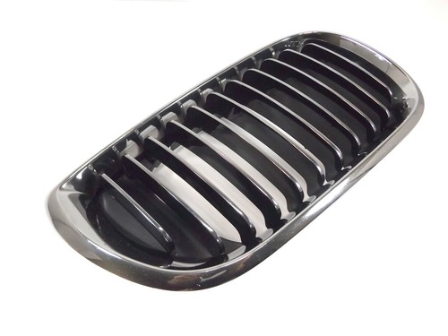 2002-2006 BMW E46 Sedan Front Right Upper Grill Trim Panel Passenger side - Picture 3 of 9