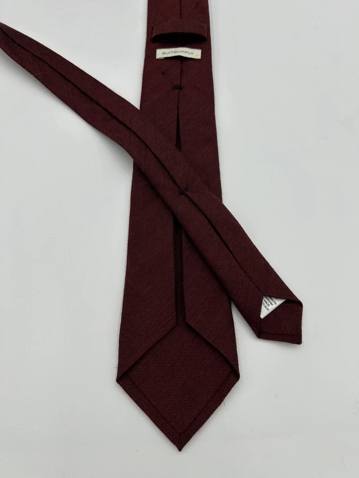 Corbata Suitsupply 7 pliegues roja tejida lana seda para hombre de lujo Foto 2 de 4