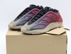 adidas gazelle silver green womens Yeezy 700 V3 Fade Carbon