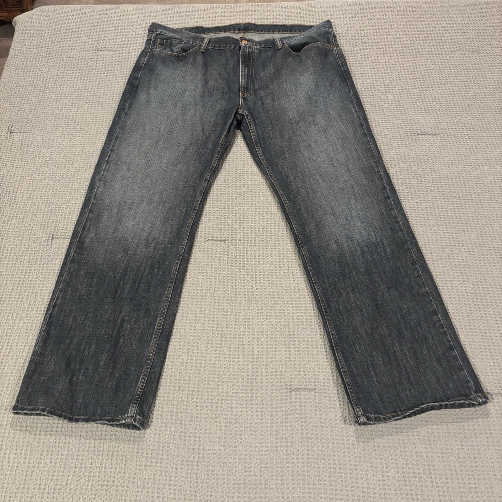 's 42x32 Blue Dark Wash Relaxed Straight Leg Stretch Denim
