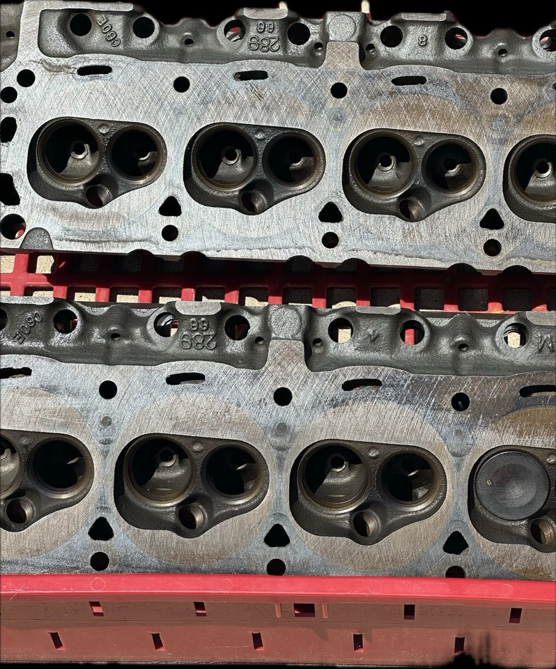 原装福特 289 头状况良好 — 第 2/2 张图片