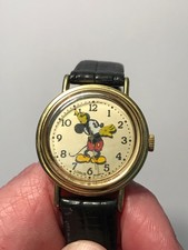 VINTAGE Disney MICKEY MOUSE by LORUS Y481-1190 A1 QUARTZ WRIST WATCH RUNNING