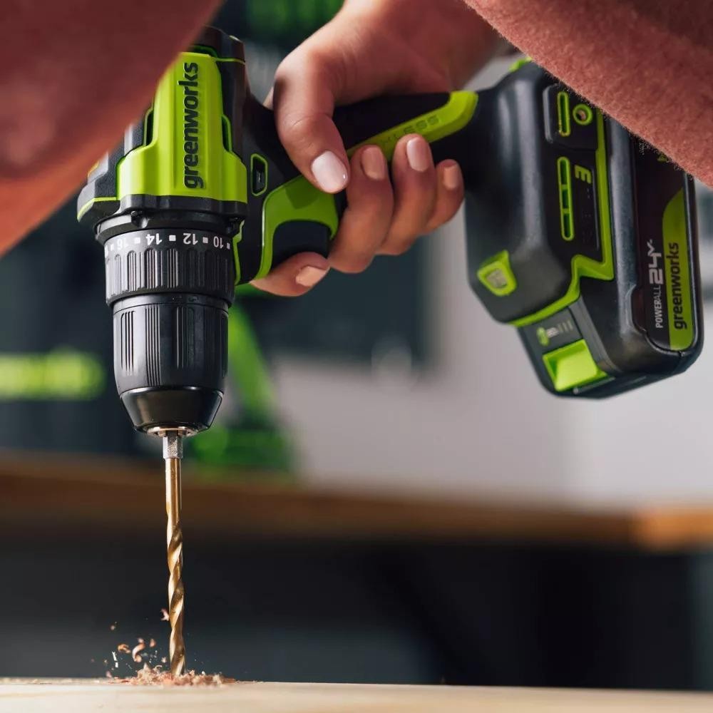 Greenworks POWERALL 24V Cordless Brushless Drill Driver Kit Compact Excellent
