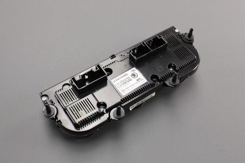 Genuine Skoda Octavia 2018-on display and heater control panel 5E0907044BA YMS - Picture 2 of 5
