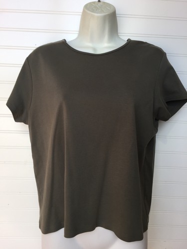 Olive Green Boxy Crop Tee 