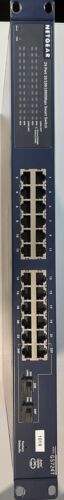 Netgear GS724T 24-port 10/100/1000 Mbps Smart Switch - Picture 2 of 6