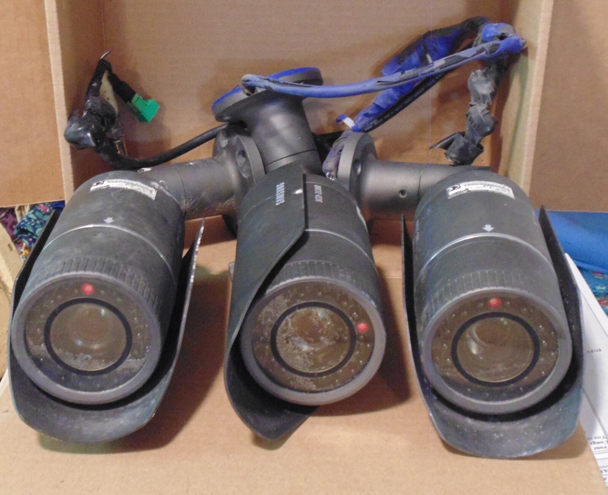 Three, Samsung SCO-2080R IR Bullet Security Camera Day