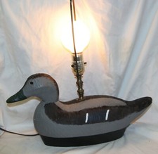 VINTAGE CARVED WOOD DUCK DECOY LAMP