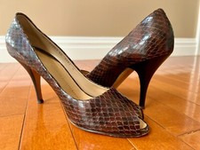 Giuseppe Zanotti women's leather snakeskin peep toe pumps, size 40