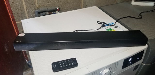 lg sj4 home cinema soundbar 2.1 300w