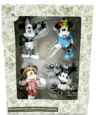 激レア、東京ディズニーランド ダンボとミニー動くバッチ ディズニー