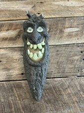 2003 Sun Hill Halloween Electronic Spooky Tree Mask Decoration Light Up Screams