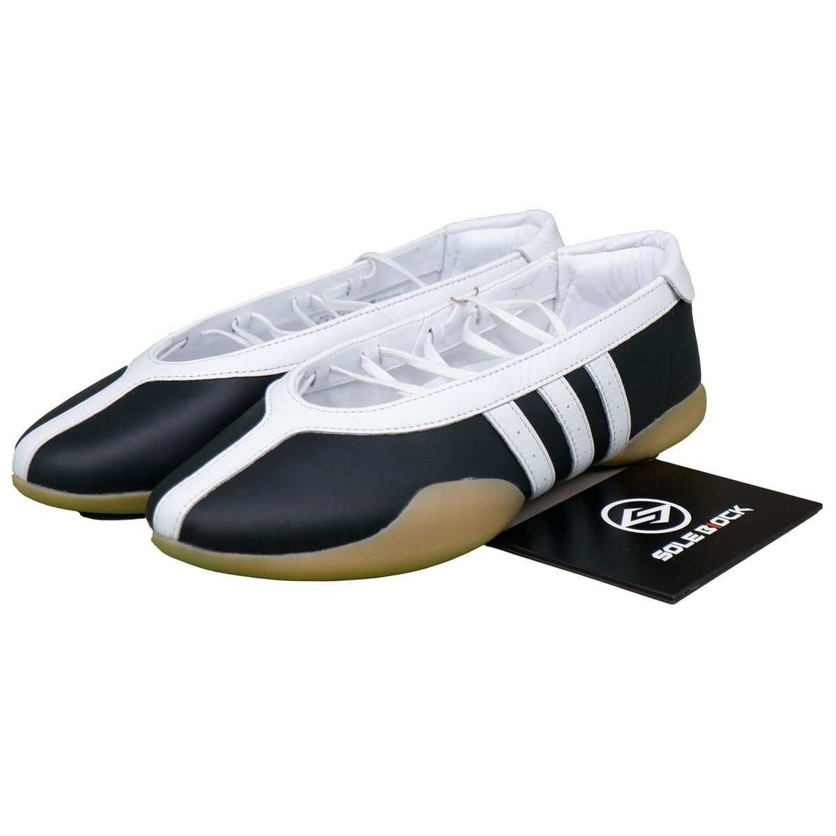 adidas Originals TAEKWONDO MEI Core Black Cloud White Gum JR7031