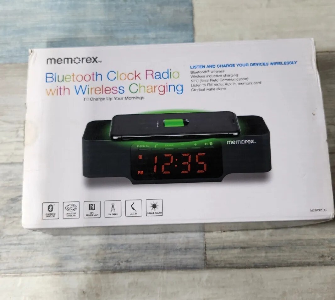 Memorex Wireless Clock Radio MCBQ618B Bluetooth NFC Charging