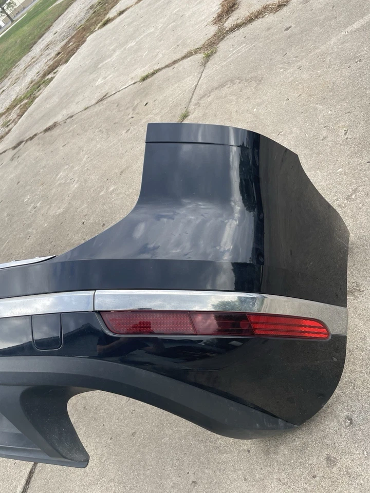 Оригинальный задний бампер 2015 Volkswagen Touareg - Изображение 4 из 4