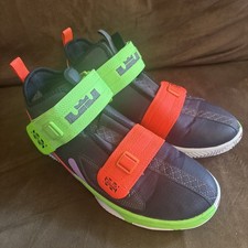 Nike LeBron James Soldier 13 Thunder Grey Neon Crimson Green Size 7 Youth