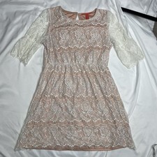 C&V L Short Lace Sheath Dress