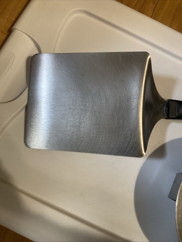 Blackstone Griddle Press and Sear Burger Set Spatula And Burger Press - Picture 5 of 5