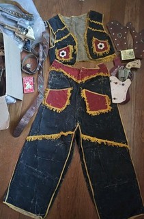 1950s Vintage Wild Bill Gene Autry Boys Outfits /Costume Collection And Cap Guns