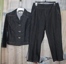 Renfrew® 2pc Blue Denim 3/4 Sleeve Jacket & Capri Cropped Pants - Size 8