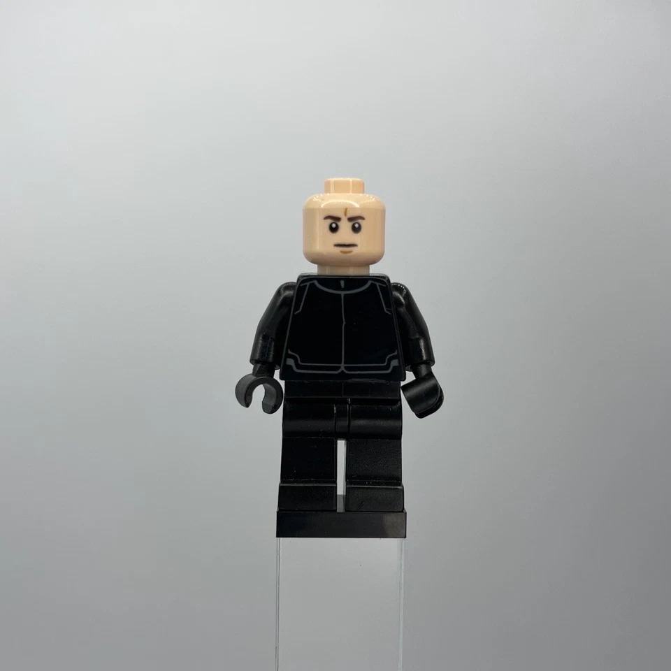 Lego FIRST ORDER GUNNER Minifigure sw0671 Star Wars set 75104 - Image 2 of 3