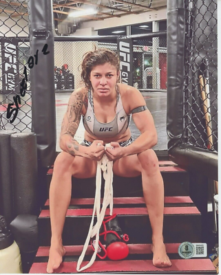 MAYRA BUENO SILVA Signed Picture Photo 8x10 UFC Autograph BAS