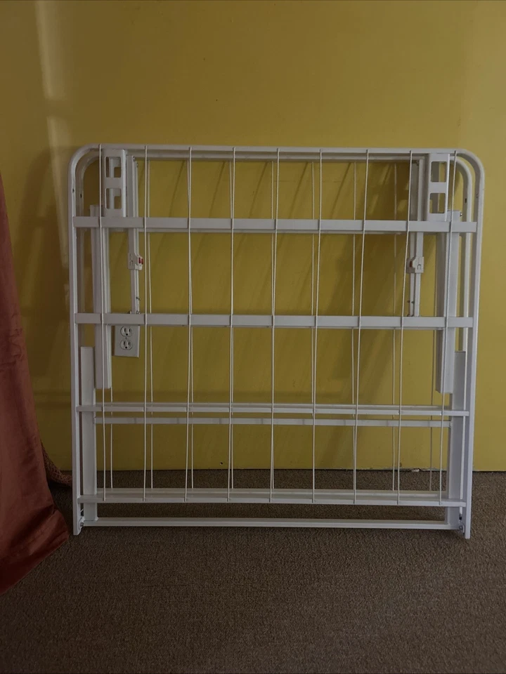 Mainstays 14 英寸高调可折叠双钢床架 - 黑色 — 第 3/4 张图片