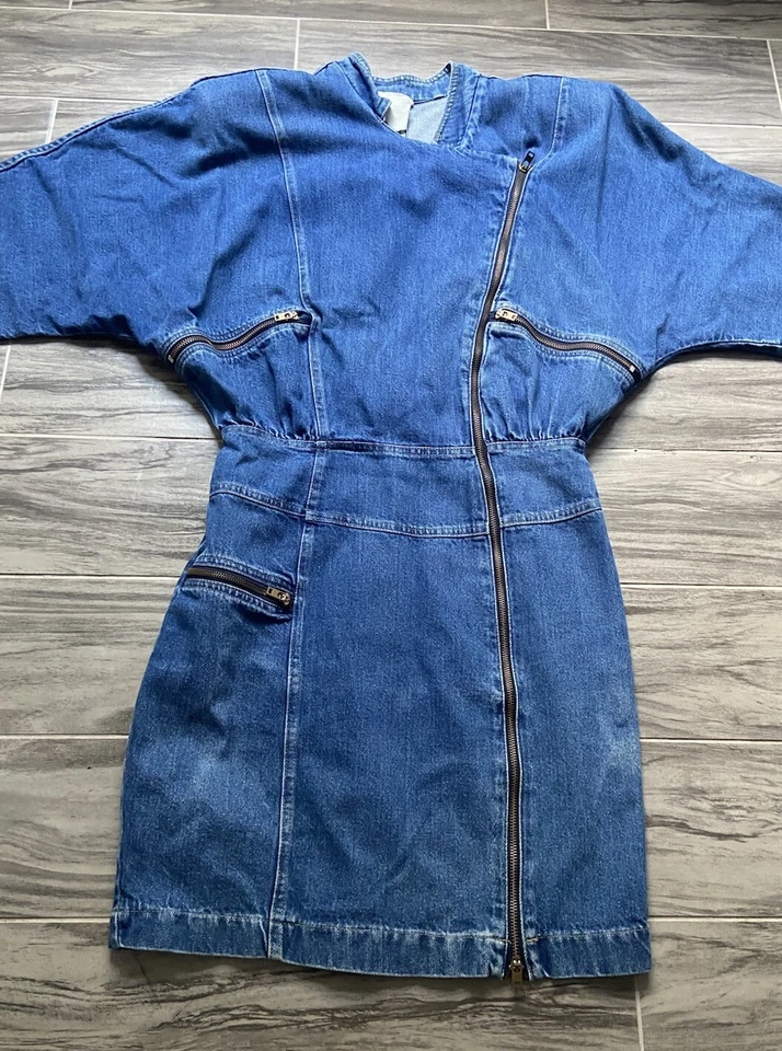 Vintage 80s Nina Piccalino Denim Jacket Dress with zipper accents size 7 - Image 2 of 4