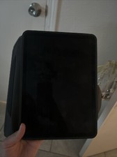 Apple iPad Air 4th generation 64GB wifi ,gray With Apple Keyboard