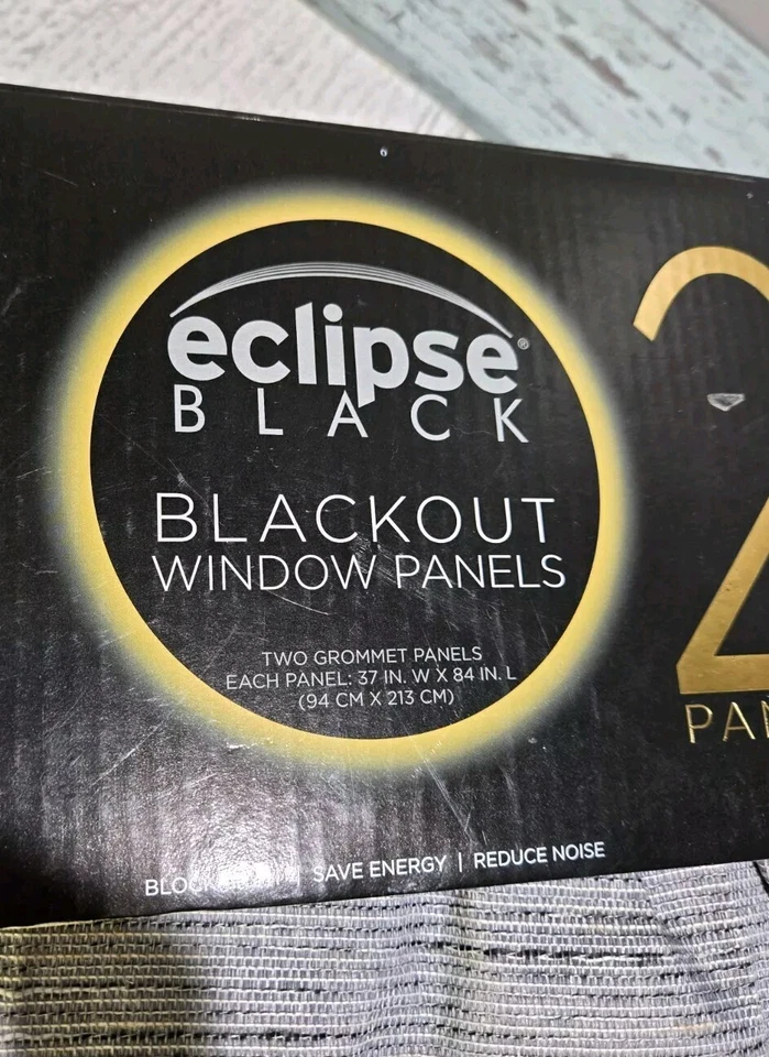 NUEVO Eclipse Black Out Reducir Ruido Ojal Gris/Negro 37x84 Cada Panel Juego de 2  Foto 2 de 4