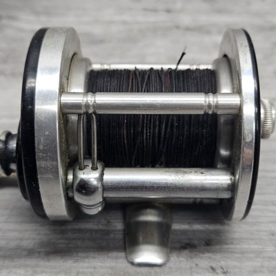 Vintage Bronson J.A. Coxe Coronet 25 Fishing Reel w/ Leather Case