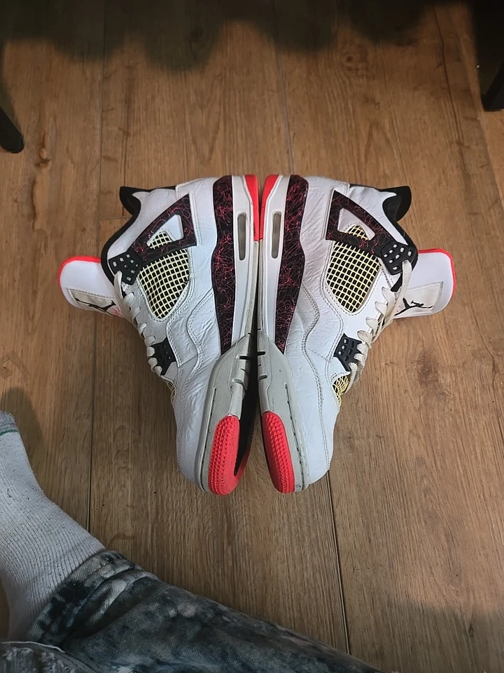 Talla 11.5 - Air Jordan 4 Retro Pale Citron, Bright Crimson 2019 / 308497-116 Foto 2 de 4