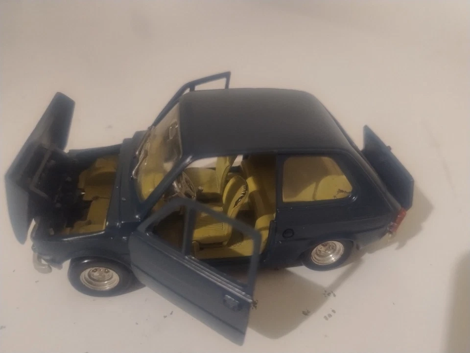 Fiat 126 Polistil 1/25 Blu 650 Base - Immagine 2 di 4