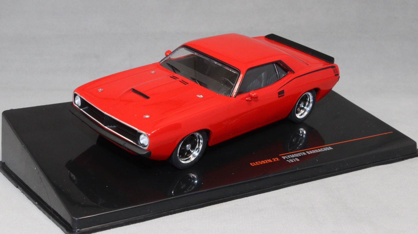 IXO Plymouth Barracuda in Red 1970 CLC592N 1/43 NEW