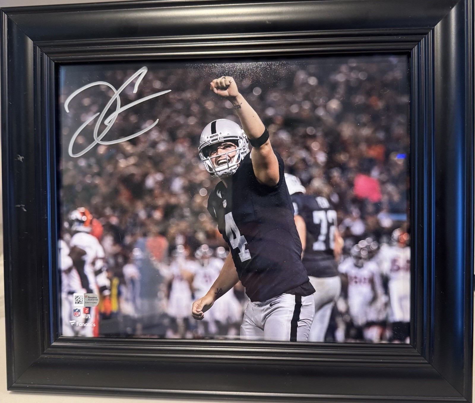 Derek Carr Autographed Signed Oakland Raiders 8X10 Raiders Photograph Authenticated 