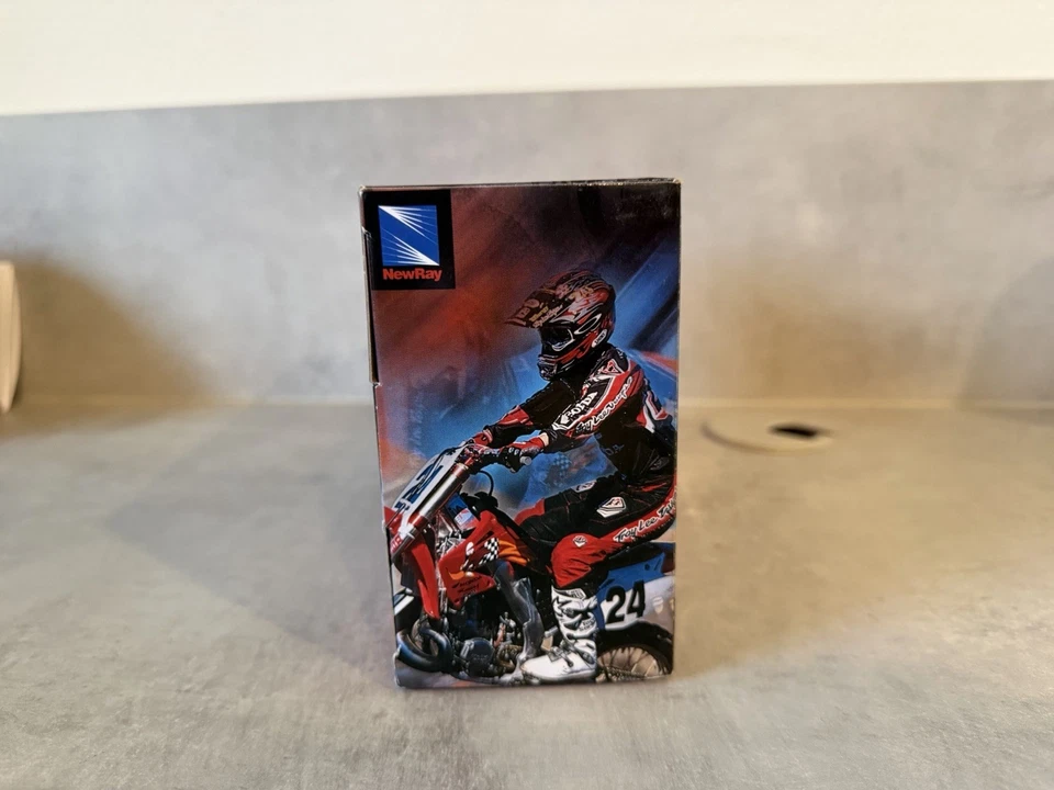 2003 Ernesto Fonseca #24 Honda Racing CR250R 1:12 Newray Dirtbike Toy Rare New - Image 4 of 4