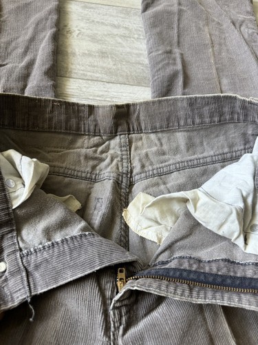 Vintage Levi’s 517 Pants Men’ 27x31 Corduroy Bootcut Gray Western USA 80s - Picture 16 of 19