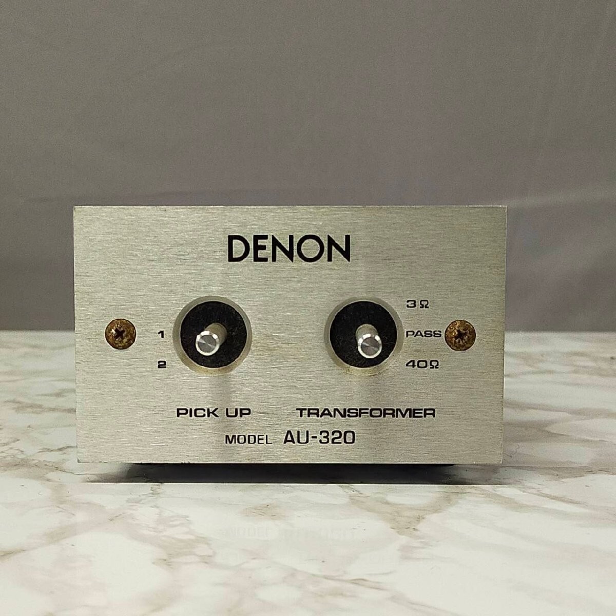 Denon AU-320 Step Up Transformer Mc Phono Cartridge Silver