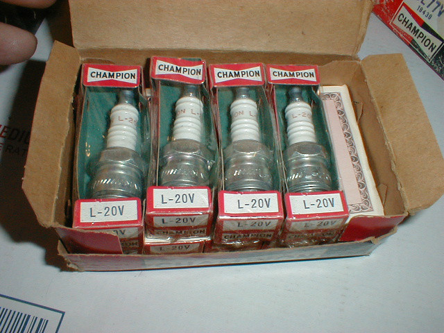 10 Pieces  Champion L20V Spark Plugs New Old Stock  USA Made