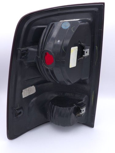 Luz trasera lateral derecha para pasajero Dodge Ram 2500/3500 OEM 55277414AC - Imagen 2 de 13