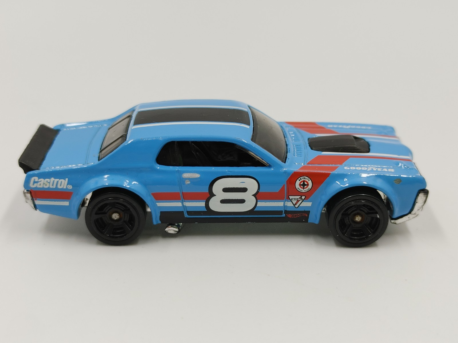 4 Mercury Cougar Die Cast Lot 1:64 Scale Hot Wheels '68 Cougar '69 Eliminator thumbnail 6