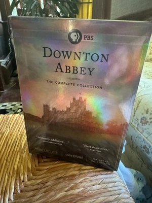 Downton Abbey Complete Series Box Set DVDs & Blu-ray Discs for