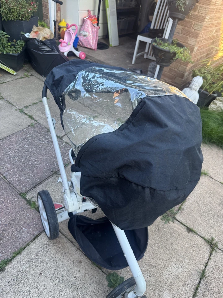 Quinny Moodd Pushchair white (Used) - Image 3 of 4
