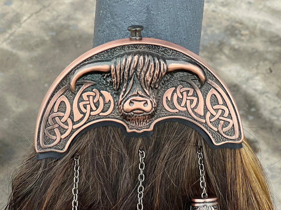 Scottish Antique 100% Original Long Bull Hair kilt Sporran With Chain & Belt - image 3 of 4