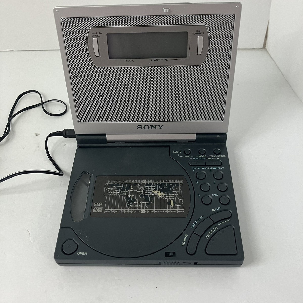 Vintage Sony ICF-CD2000 FM/AM Radio CD Clock W/ Power Cord Tested