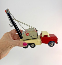 Vintage MF774 Friction Crane Truck   Works   Original Box   Made in China