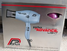 Secador de pelo de cerámica iónica Parlux Advance Light - púrpura